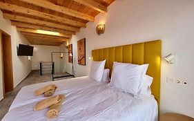 Óscar Urban Suites